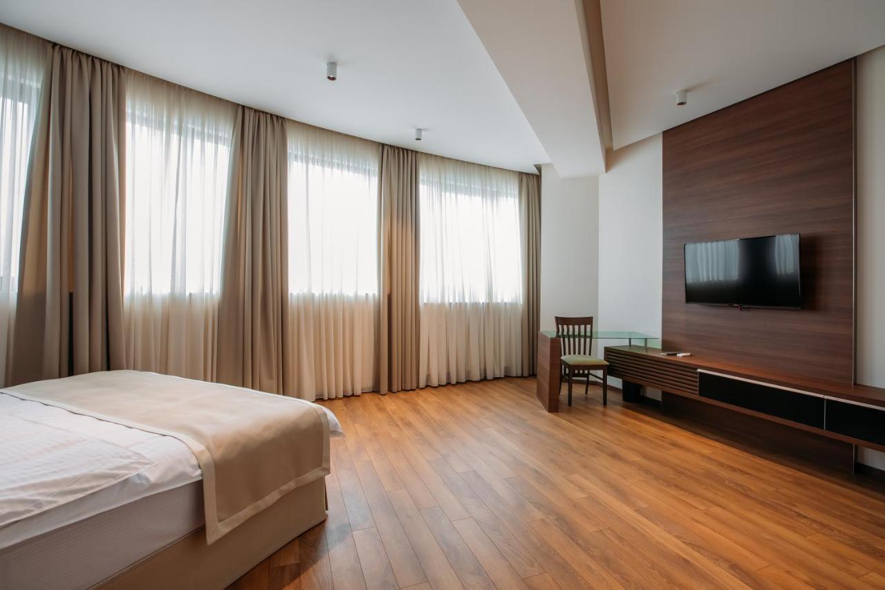 Hotel Parma Tbilisi Ngoại thất bức ảnh