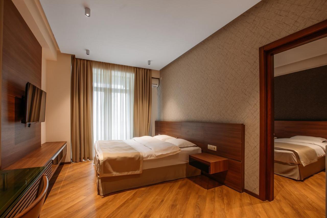 Hotel Parma Tbilisi Ngoại thất bức ảnh